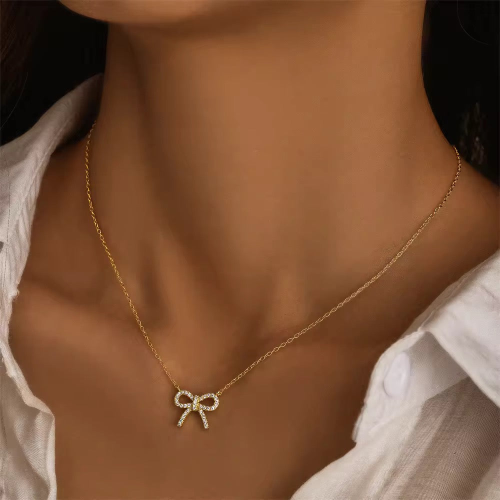 Bow Necklace